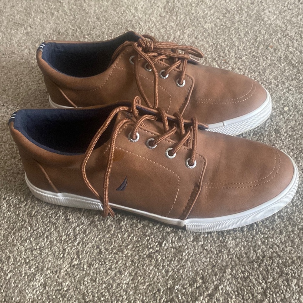 Boys nautica shoes